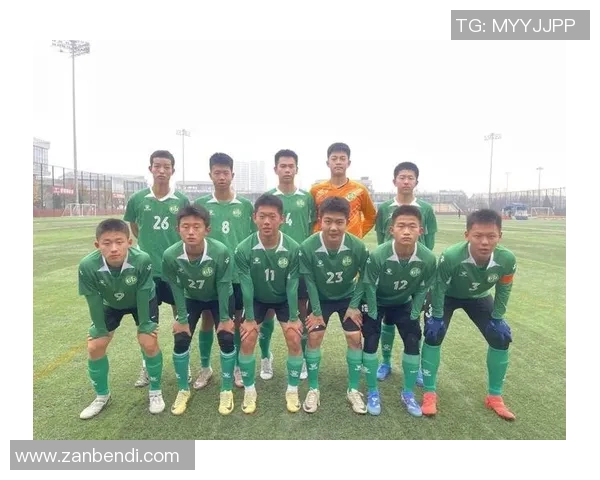 武汉足球队与重庆足球队赛后复盘分析比赛节奏与战术表现的深度探讨